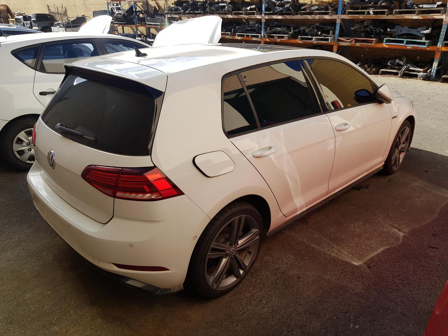 Volkswagen, Golf  Engine ,  Diesel, 2.0, Turbo, Gen 7, Dcya Code, 03/17