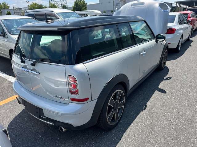 MINI, Cooper Bonnet R55/R56/R57 Has Scoop (Cooper S And Cooper Works), 02/07 05/15