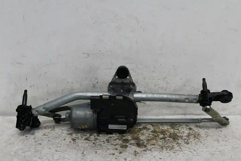 Audi, A3 Wiper Motor Front Sedan/Cabrio 8V 11/13 10/20