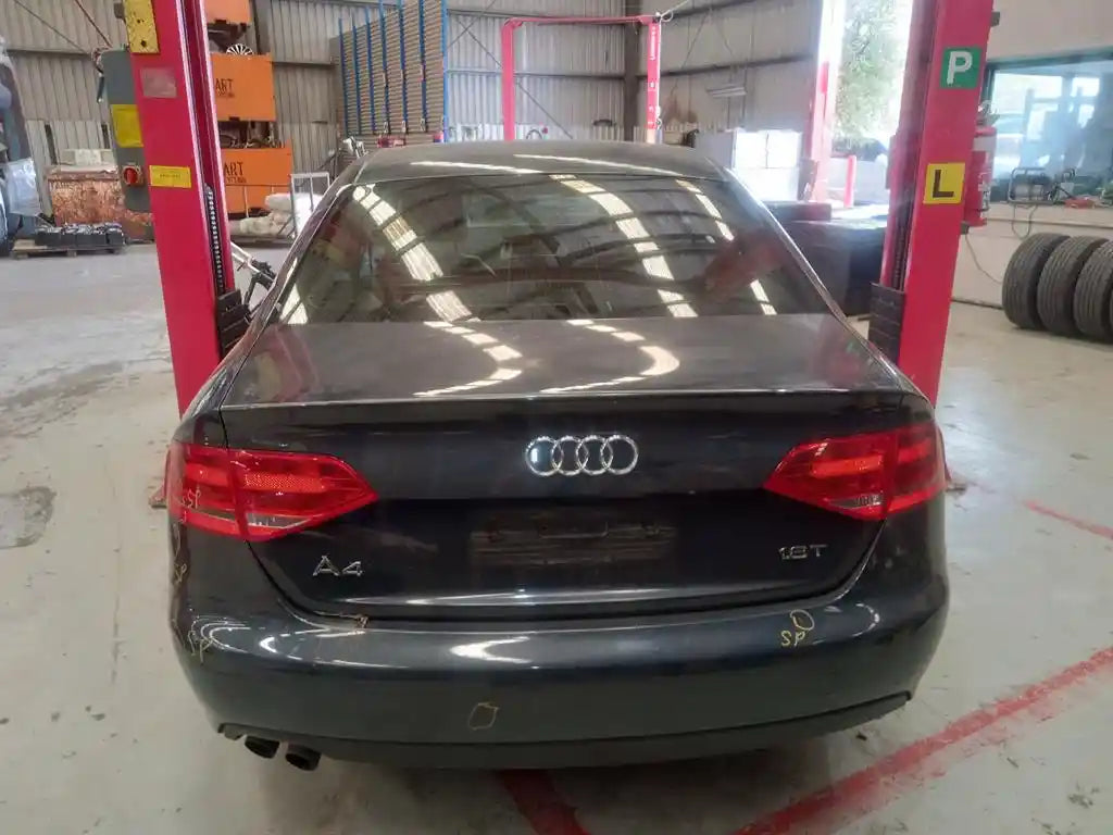 Audi, A4 Courtesy Light Front, W/ Sunroof Controls Type, Cream, B8 8K, 04/08-06/12 J57843