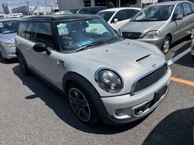 MINI, Cooper Bonnet R55/R56/R57 Has Scoop (Cooper S And Cooper Works), 02/07 05/15