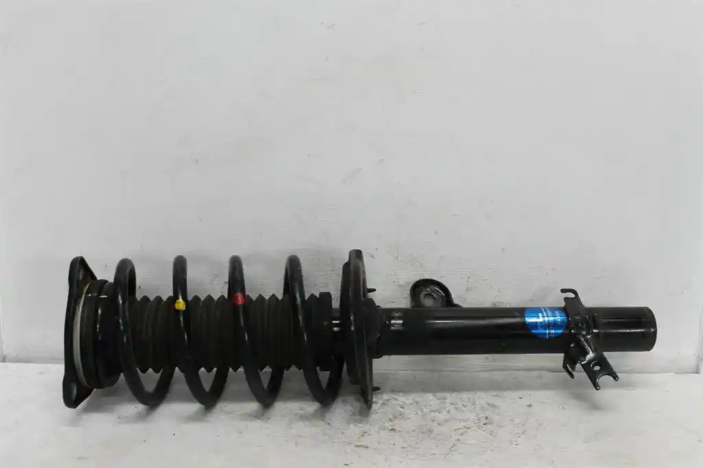 Haval, H6 Left Front Strut B01/B03 02/21