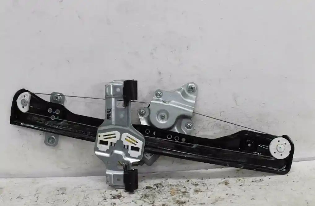 Holden, Trax Left Front Window Reg/Motor Tj Series 08/13 12/20