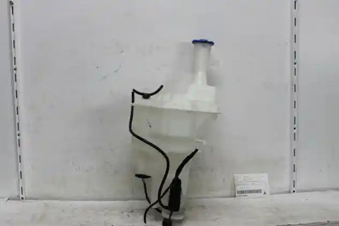 Hyundai, Iload/Imax Washer Bottle Front Tq 11/07 03/21