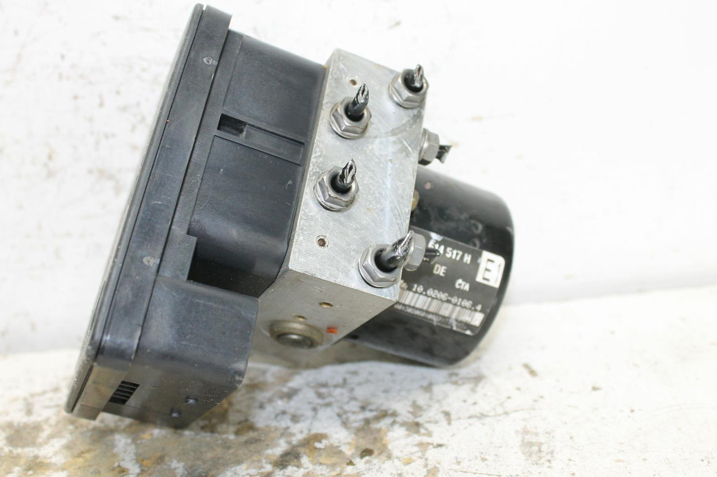 Audi, A3 Abs Pump/Modulator 8P Motor P/N 1K0614517H Module P/N 1K0907379K 06/04 04/13