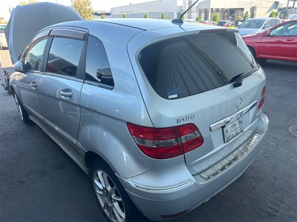 Mercedes, B Class Bonnet W245 09/08 06/11