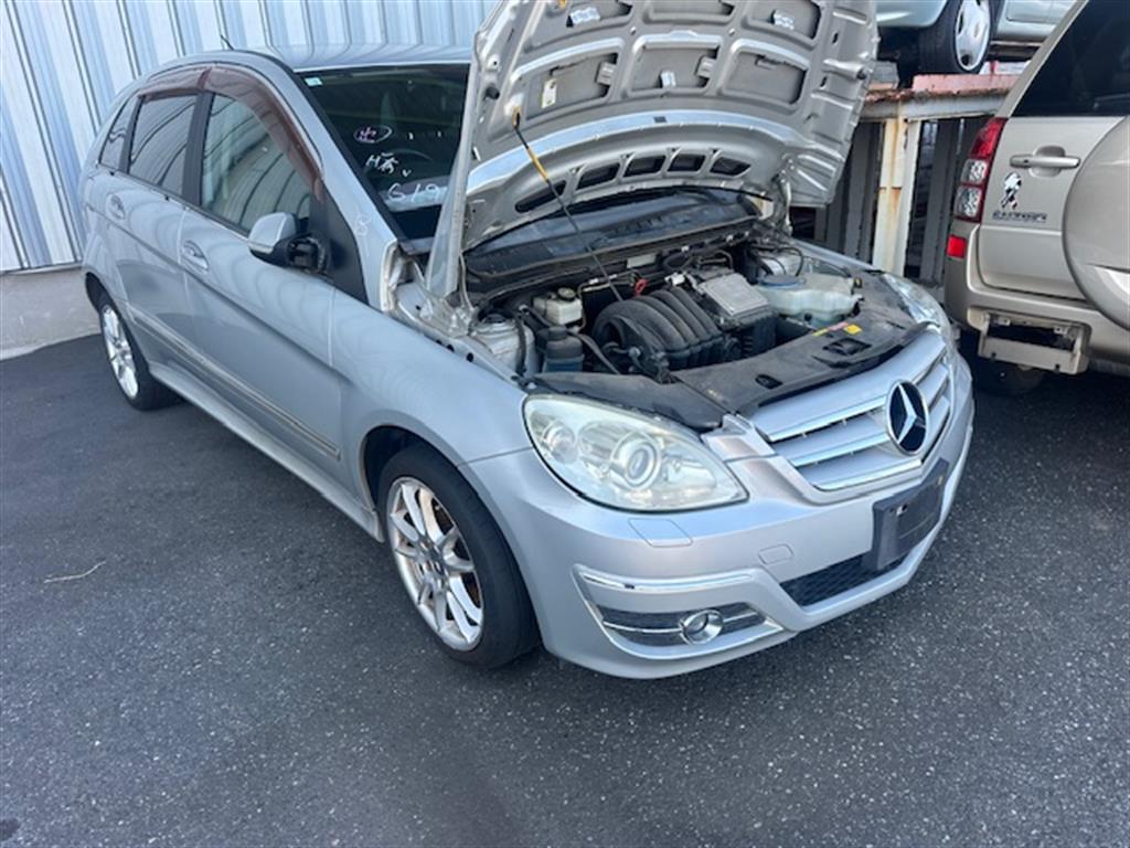 Mercedes, B Class Bonnet W245 09/08 06/11