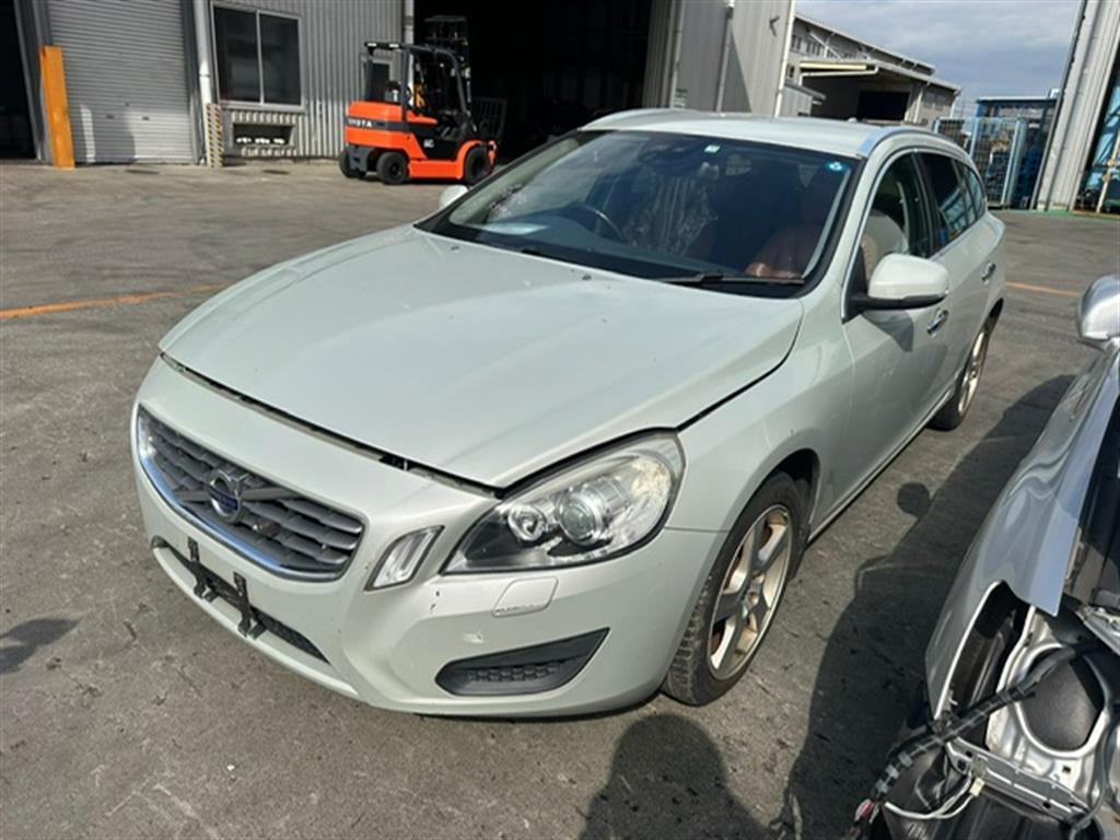 Volvo, S60/V60 Bonnet S60/V60 F Series, 12/10 11/13