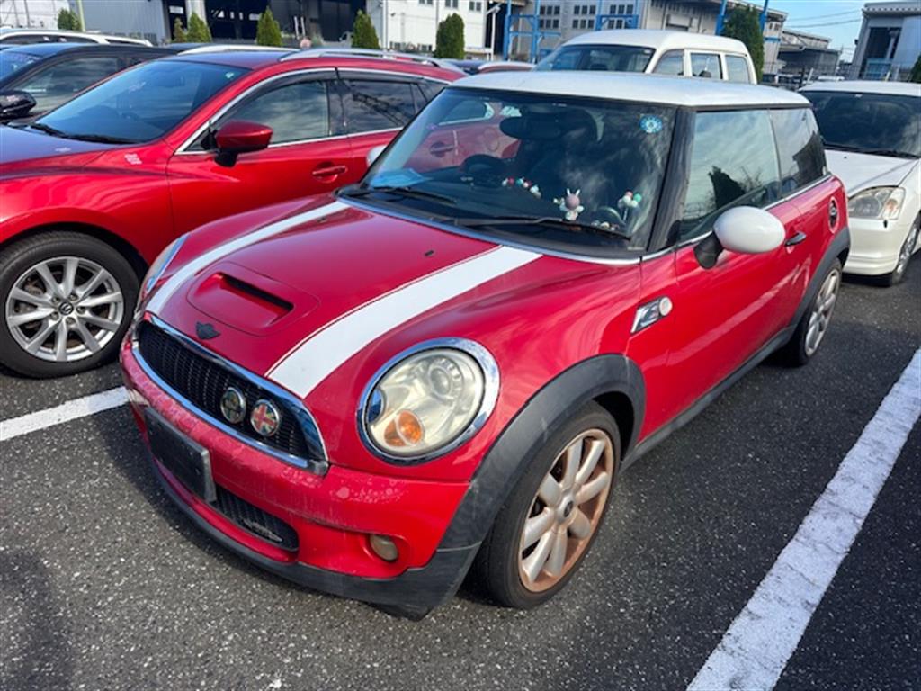 MINI, Cooper Bonnet R55/R56/R57 Has Scoop (Cooper S And Cooper Works), 02/07 05/15