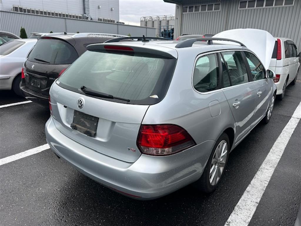 Volkswagen, Golf Bonnet Gen 6 10/08 01/16
