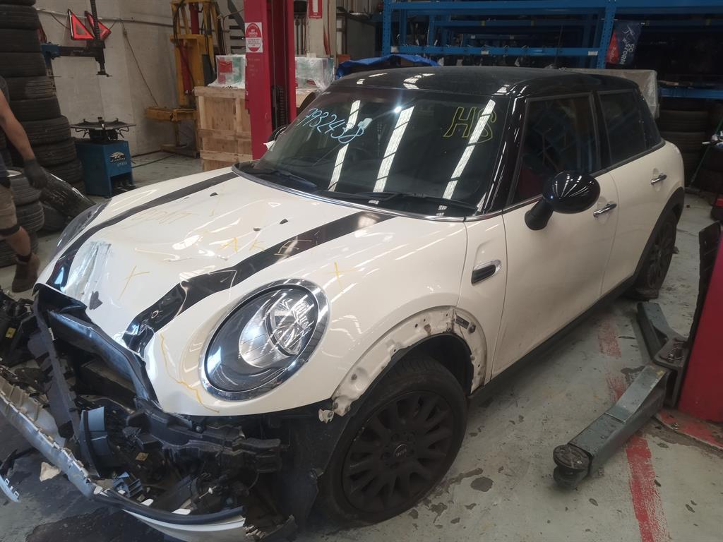 MINI, Cooper, Left Indicator/Fog/Side Bumper Foglamp, F55F/56, Non Led Type, 04/14-02/21