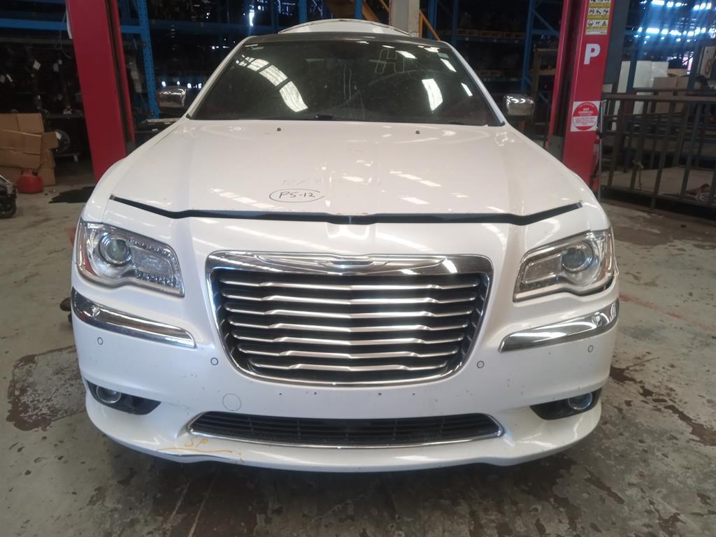Chrysler, 300C Courtesy Light Lx2 12/11 12/21