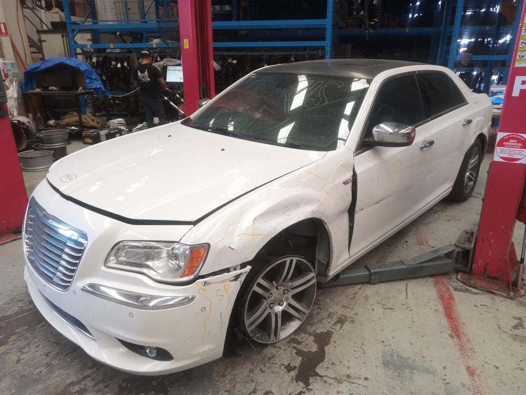 Chrysler, 300C Courtesy Light Lx2 12/11 12/21