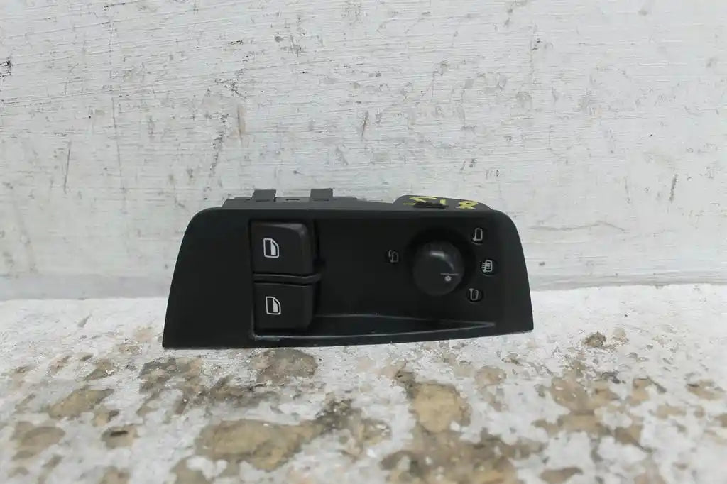 Audi, A1 Power Window Switch Rh Front (Master Switch) 3Dr Hatch 8X 12/10 05/13