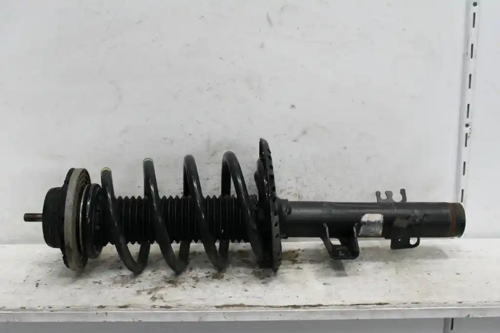 Volkswagen, Transporter Left Front Strut T5, 03/10-06/15 J77441