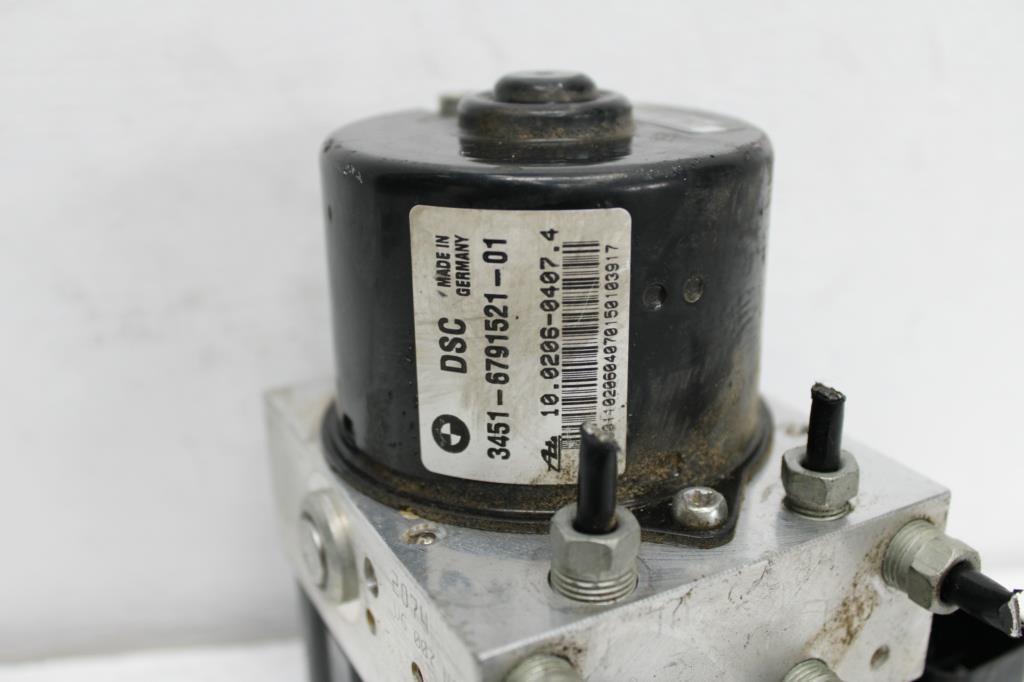 BMW, 1 Series Abs Pump/Modulator E87, Hatch, On Motor P/N 34516791521, 10/04-12/11 J26344