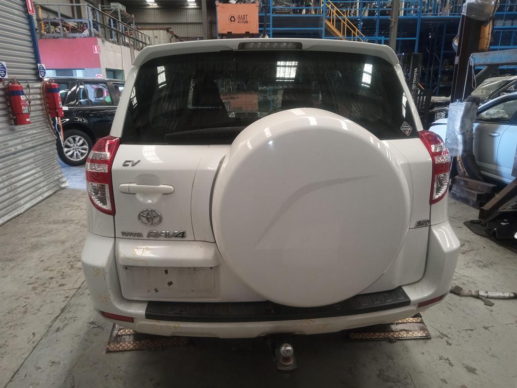 Toyota, RAV4 Air Cleaner/Box Air Cleaner Aca33/Aca38, 2.4, Petrol, 11/05 11/12
