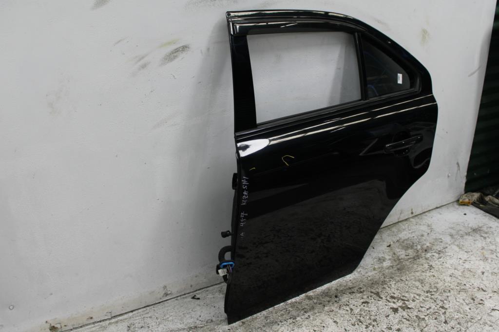 Suzuki, Kizashi Left Rear Door Non Mould Type Fr, 12/09 01/17