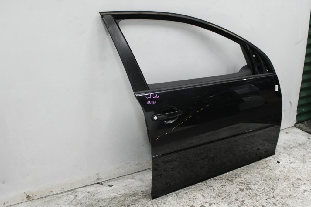 Volkswagen, Golf Right Front Door Gen 5 5Dr Hatch, 06/04 02/09