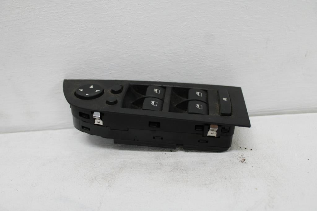 BMW, 3 Series Power Window Switch Rh Front (Master Switch) W/ Auto Dip Type, E90, Sedan, 03/05 01/12