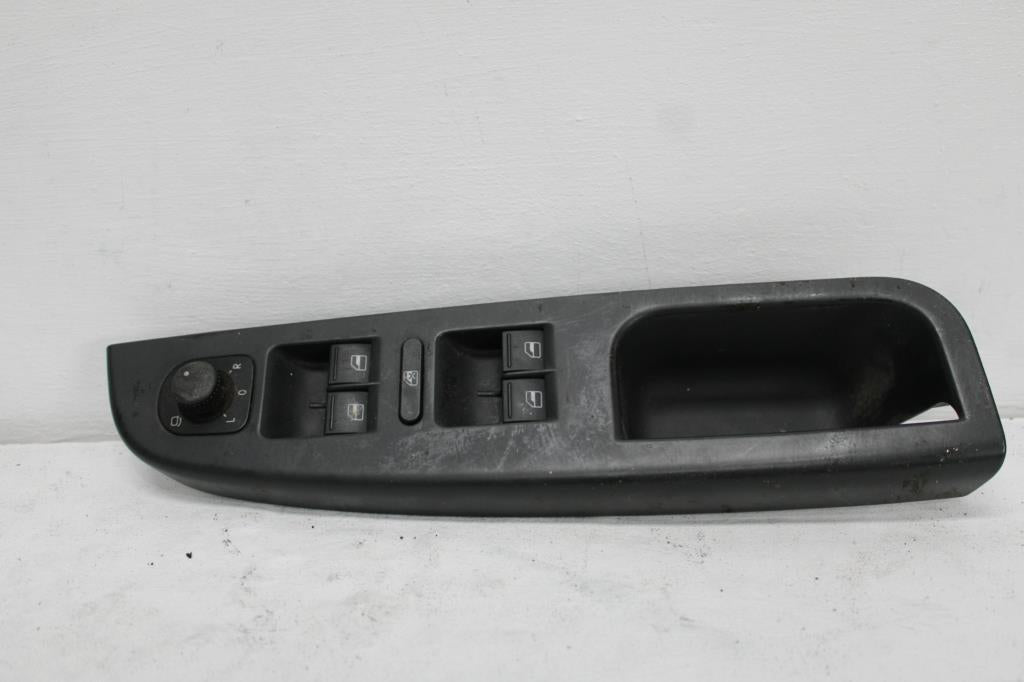 Volkswagen, Golf Power Window Switch Rh Front (Master Switch) 5Dr Hatch, Gen 5, 06/04 02/09