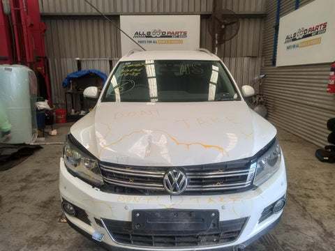 Volkswagen, Tiguan Wiper Motor Front 5N, 05/08 08/16