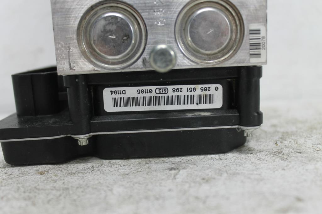 Suzuki, SX4 Abs Pump/Modulator 4Wd P/N 56110 54Ln1, 01/07 01/14