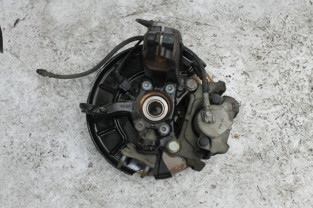 Volkswagen, Tiguan Left Rear Hub Assembly 4Wd 5N, 05/08 08/16