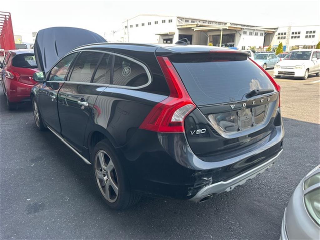 Volvo, S60/V60, Grille S60/V60, Radiator Grille, F Series, W/ Collision Warning System Type, 12/10-11/13