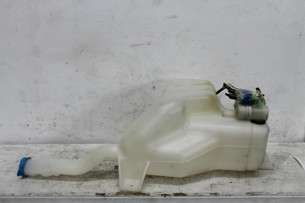 Suzuki, SX4 Washer Bottle, 01/07 01/14