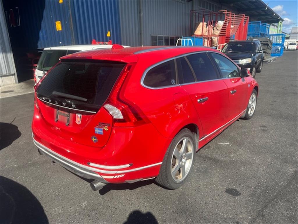 Volvo, S60/V60 Front Bumper S60/V60, F Series, W/ H/Lamp Washer Type, 12/10-11/13