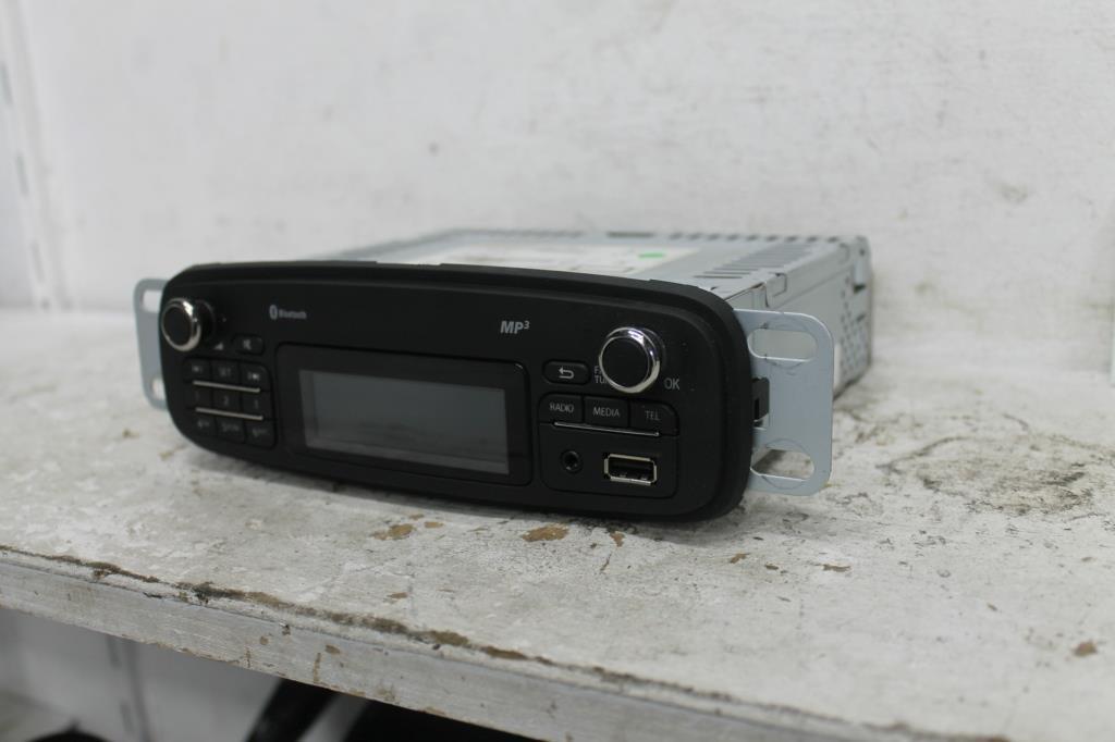 Renault, Clio Stereo/Head Unit Mp3/Cd/Cassette X98, 09/13 10/19