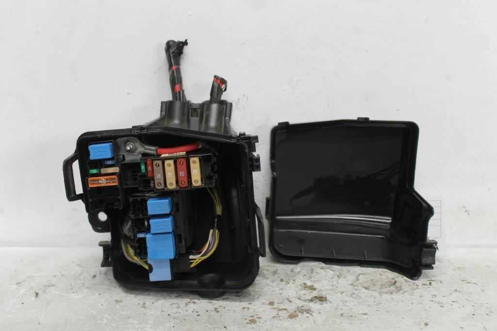 Renault, Clio Fuse Box X98 09/13 10/19