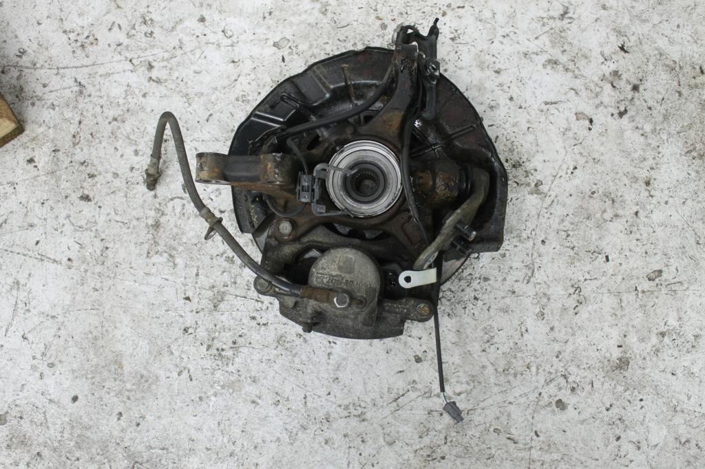 Toyota, Camry Right Front Hub Assembly Acv40 06/06 11/11
