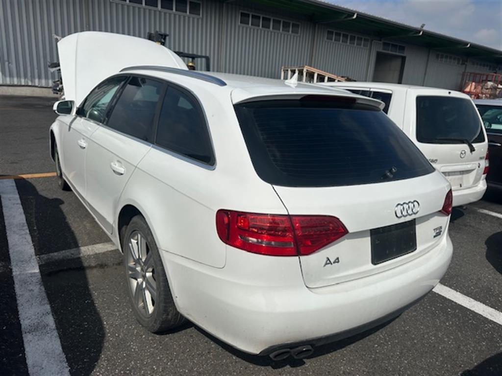 Audi A4 2009 - all parts available - back view