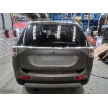 Mitsubishi, Outlander, Washer Bottle Zj-Zk, Non H/Lamp Washer Type, 10/12-07/16