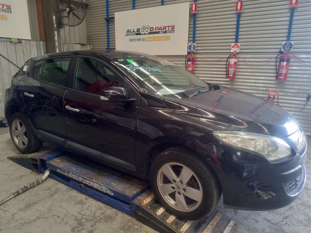 Renault, Megane Left Rear Wnd Reg/Motor X32/B95, 5Dr Hatch, 09/10-05/16