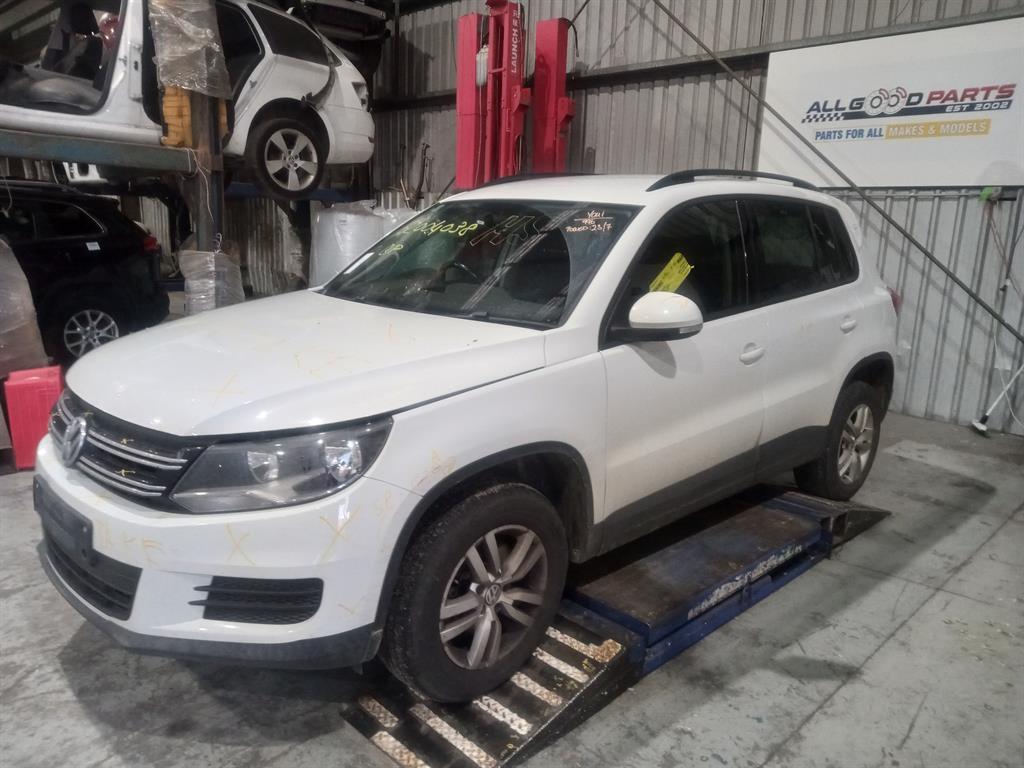 Volkswagen, Tiguan Supercharger Petrol, 1.4, Cava/Cavd/Ctha/Cthd Code, 09/09-08/16