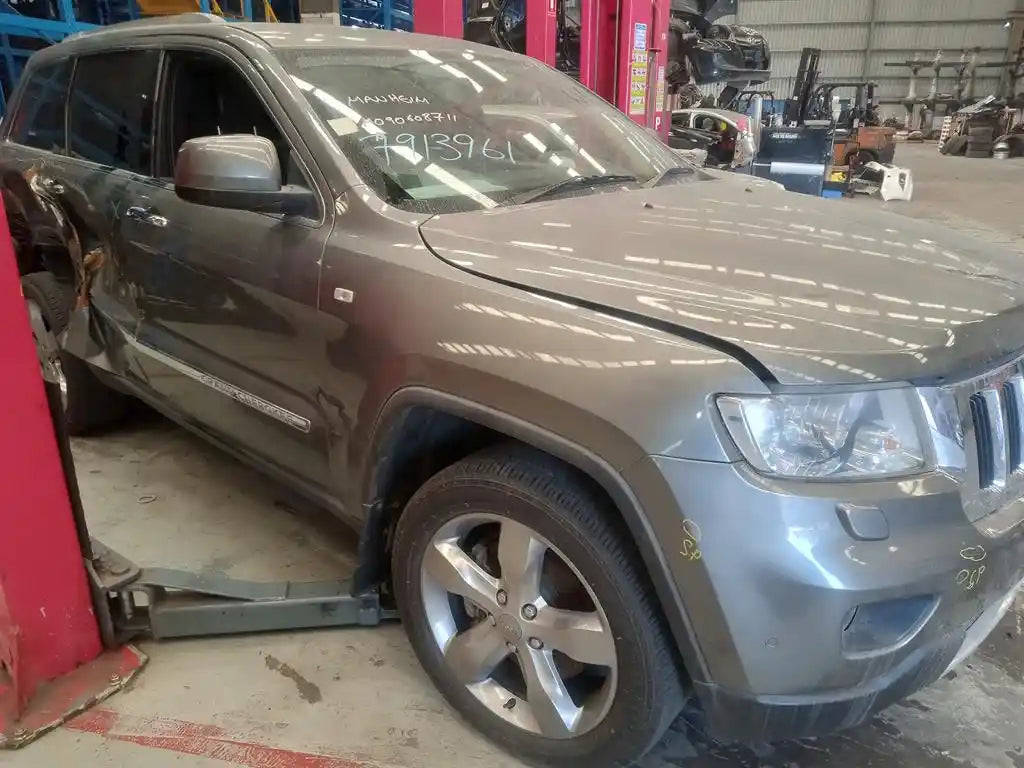 Jeep, Grand Cherokee Bonnet Wk Non Srt8/Srt/Trackhawk Type 10/10 02/22