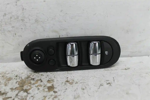 MINI, Cooper Power Window Switch Rh Front (Master Switch) Power Fold W/ Chrome Window Up Symbol On Button F55 5Dr Hatch 04/14
