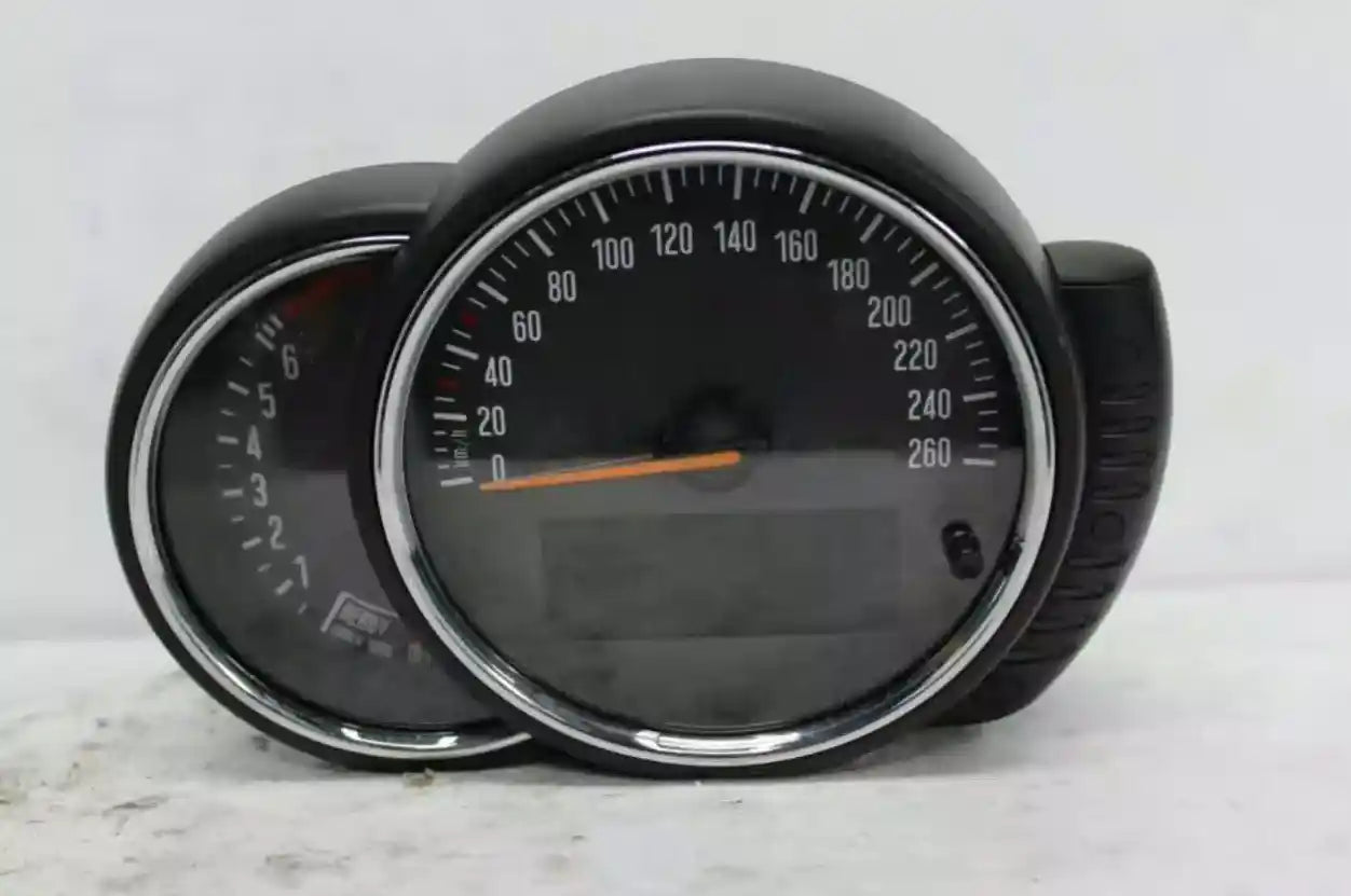 MINI, Cooper Instrument Cluster Petrol, 1.5, Auto T/M, Cooper, Non Digital Type, F55/F56, 04/14-02/21 J65819