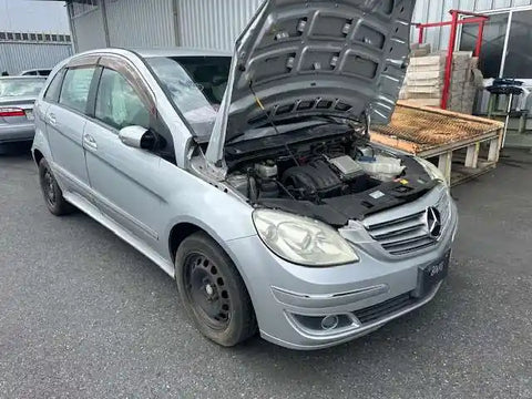 Mercedes, B Class Grille Radiator Grille, W245, Chrome/Sport Pack, 4 Horizontal Bar Type, 09/07-06/11 J2348