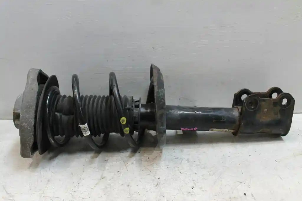 Mercedes, B Class Left Front Strut W246, 12/11-02/19 J27093