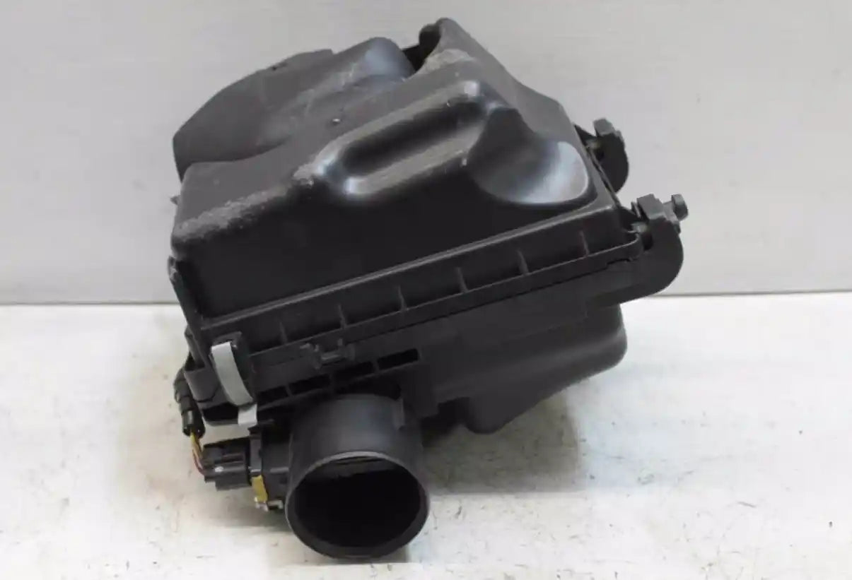 Nissan, Juke Air Cleaner/Box Air Cleaner, F15, 16, Mr16Ddt, Petrol, St-S/Ti-S, 06/10-01/15 J36987