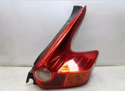 Nissan, Juke Right Taillight F15, 06/10-01/15 J32568