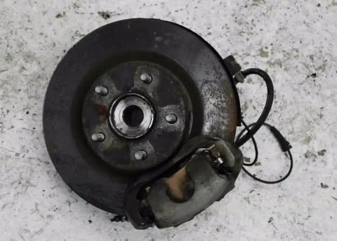 Nissan, Juke Right Front Hub Assembly F15, 06/10-12/19 J1774