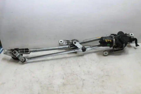 Nissan, Juke Wiper Motor Front, F15, 06/10-12/19 J1908