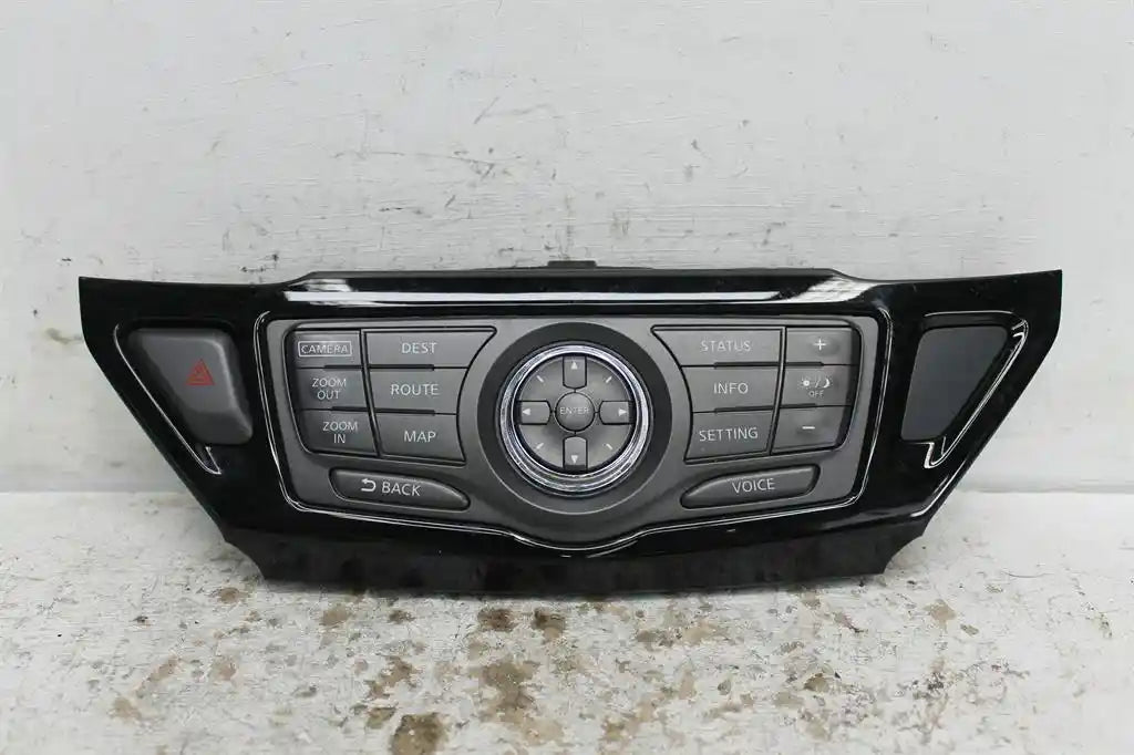 Nissan, Pathfinder Stereo/Head Unit Dash Radio Control Panel/Control Unit Upper W/ Sat Nav Type R52 06/13 11/16
