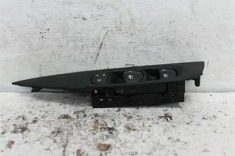 Nissan, Qashqai Power Window Switch Rh Front (Master Switch) Late Type (All Doors Non Auto Down Type) J11 07/17 07/21