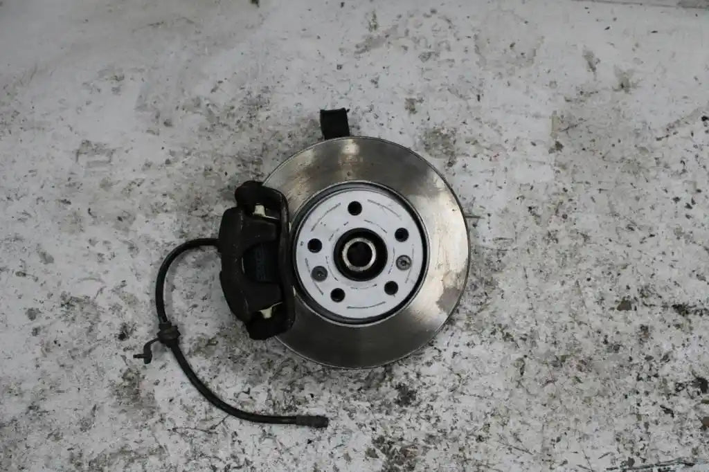 Renault, Kangoo Left Front Hub Assembly X61, 10/10-02/22 1582